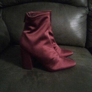 Jessica Simpson Nylon